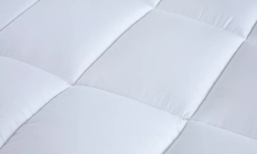 Image 2: Luxury Extra Deep Mattress Topper