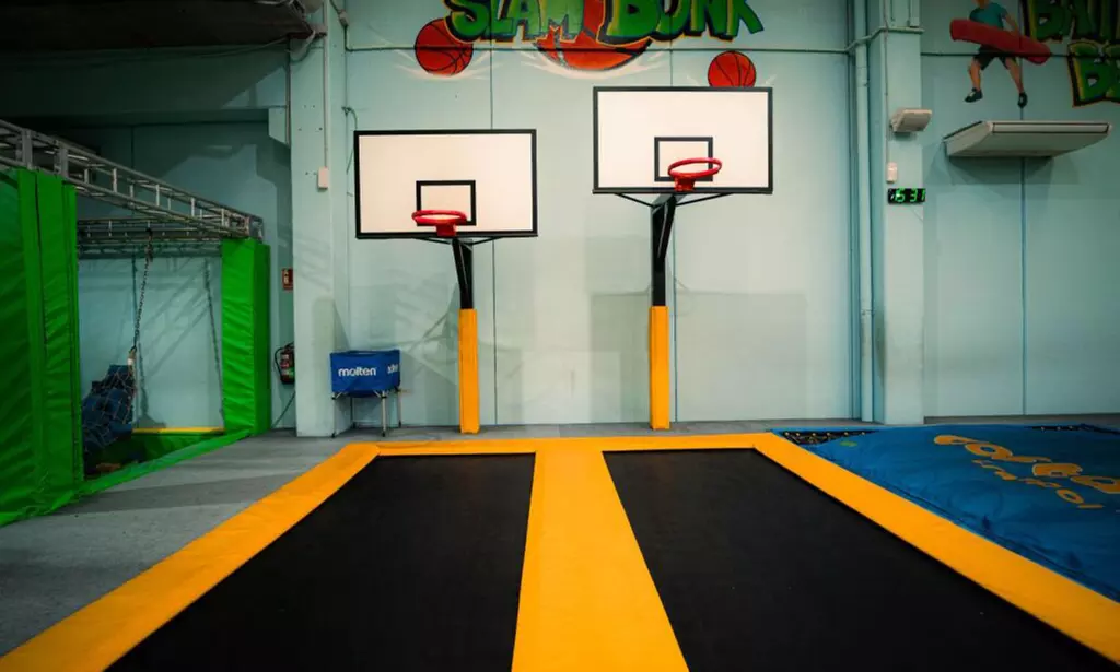 ¡Diversión y saltos! Entrada a CostaJump Barcelona durante 1 hora