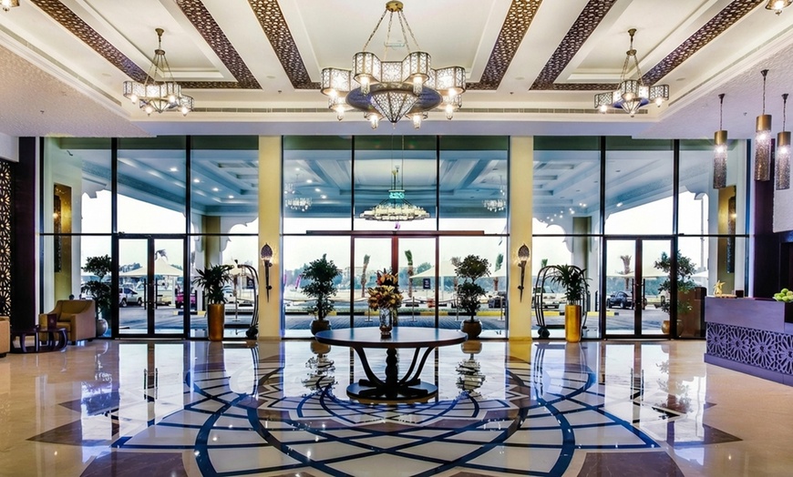 Image 5: Abu Dhabi: 1- or 2-Night 4* Stay with Iftar & Suhour