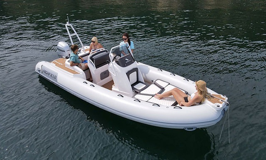 Image 4: Hasta 8 horas de alquiler de lancha sin licencia para 2-8 personas