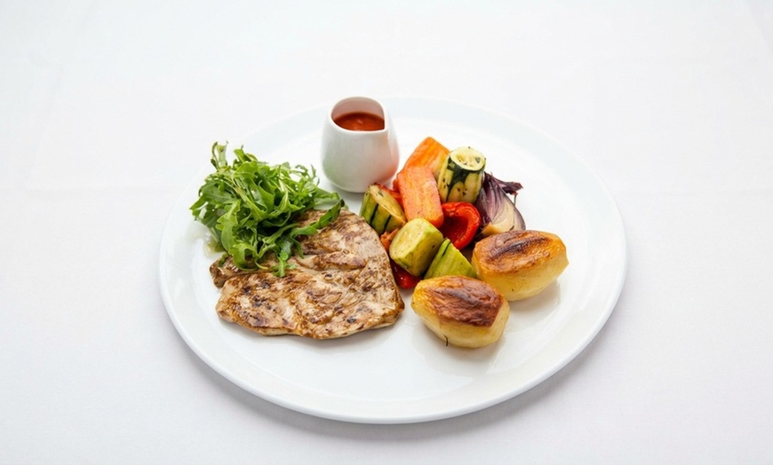 Image 8: Argyll: Double Room with Breakfast, 2 - Course Dinner 