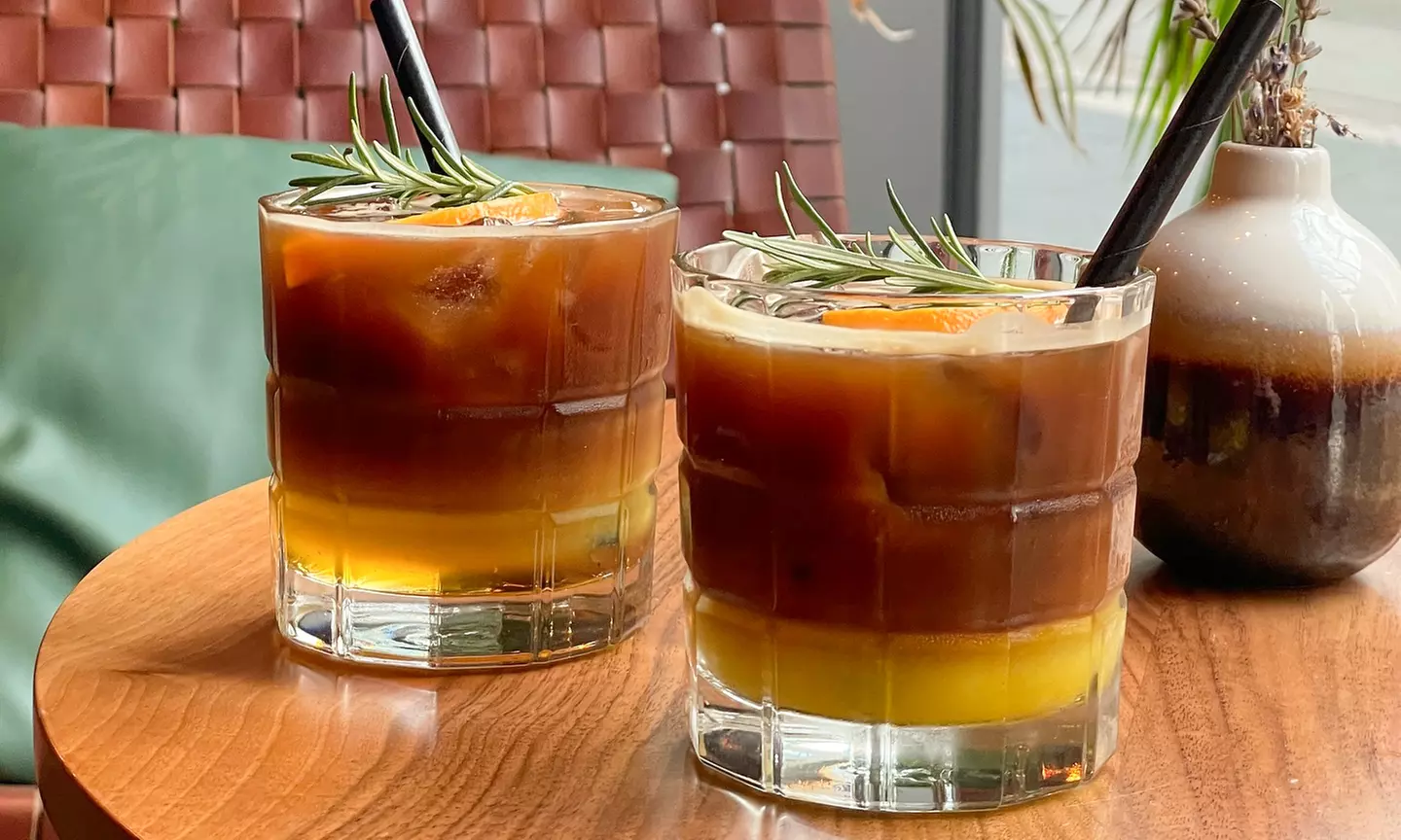 Leckeres Frühstück inkl. Heißgetränk nach Wahl für 1 oder 2 Personen