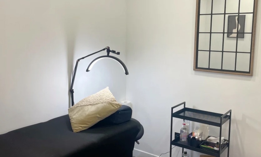 Image 2: Parenthèse bien-être à Nice : massage californien, option soin visage