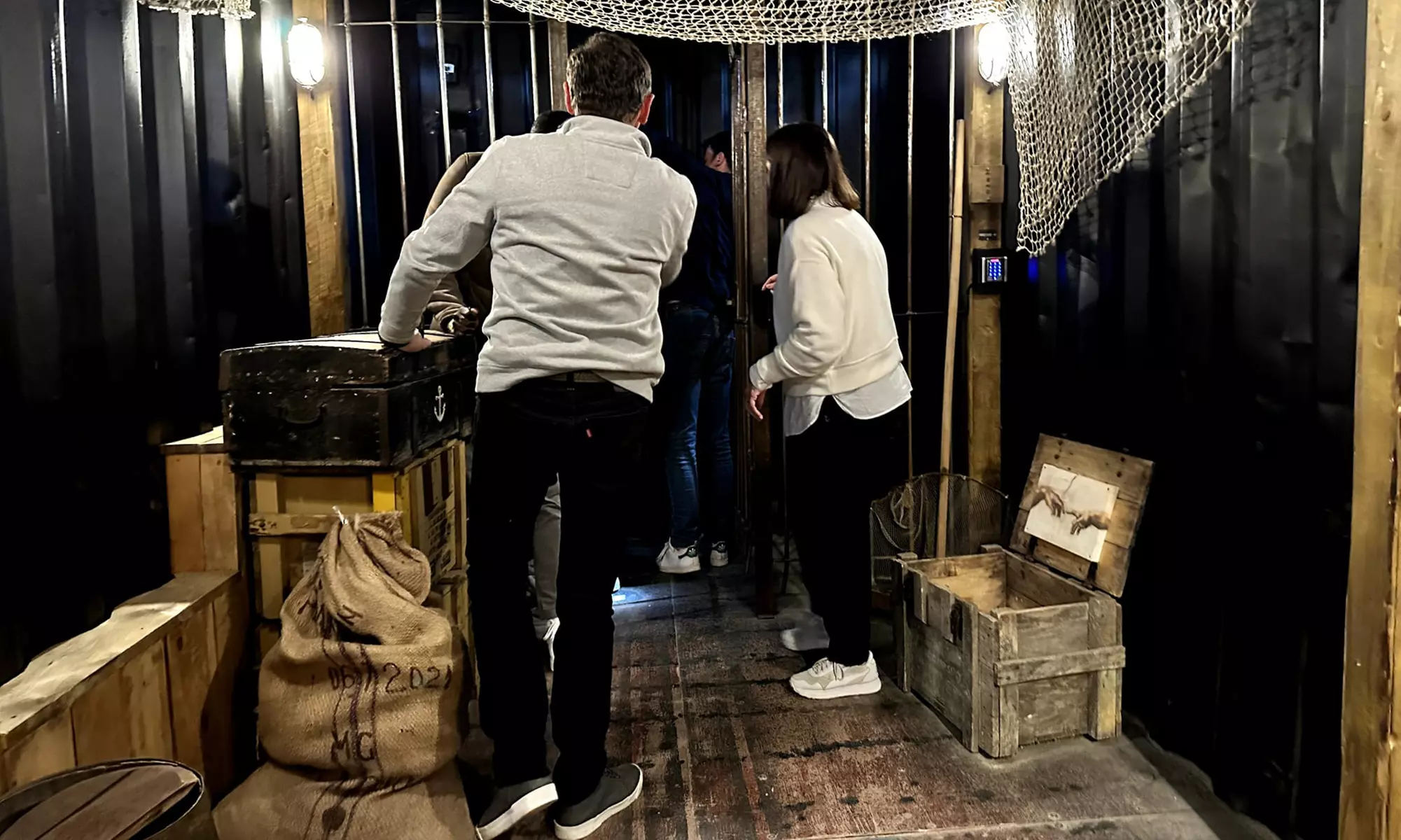 1 session de 2 heures de jeu pour 4, 5 ou 6 personnes en simultané