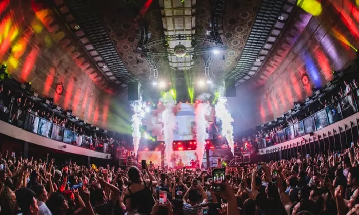 Los Angeles Club Crawls - Hollywood or Downtown LA