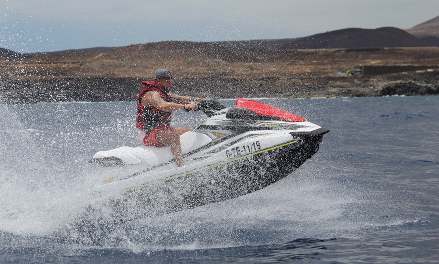 Image 2: Excursión en moto de agua