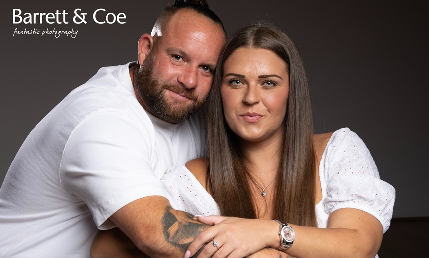 Image 7: Couple Photoshoot I 8'' x 6'' Print Included I Barrett & Coe Studios