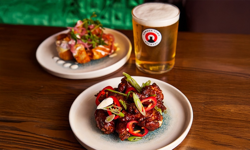 Image 8: Victoria Taps- Social Pub & Kitchen | Valid from Jan 2 | Burger & More