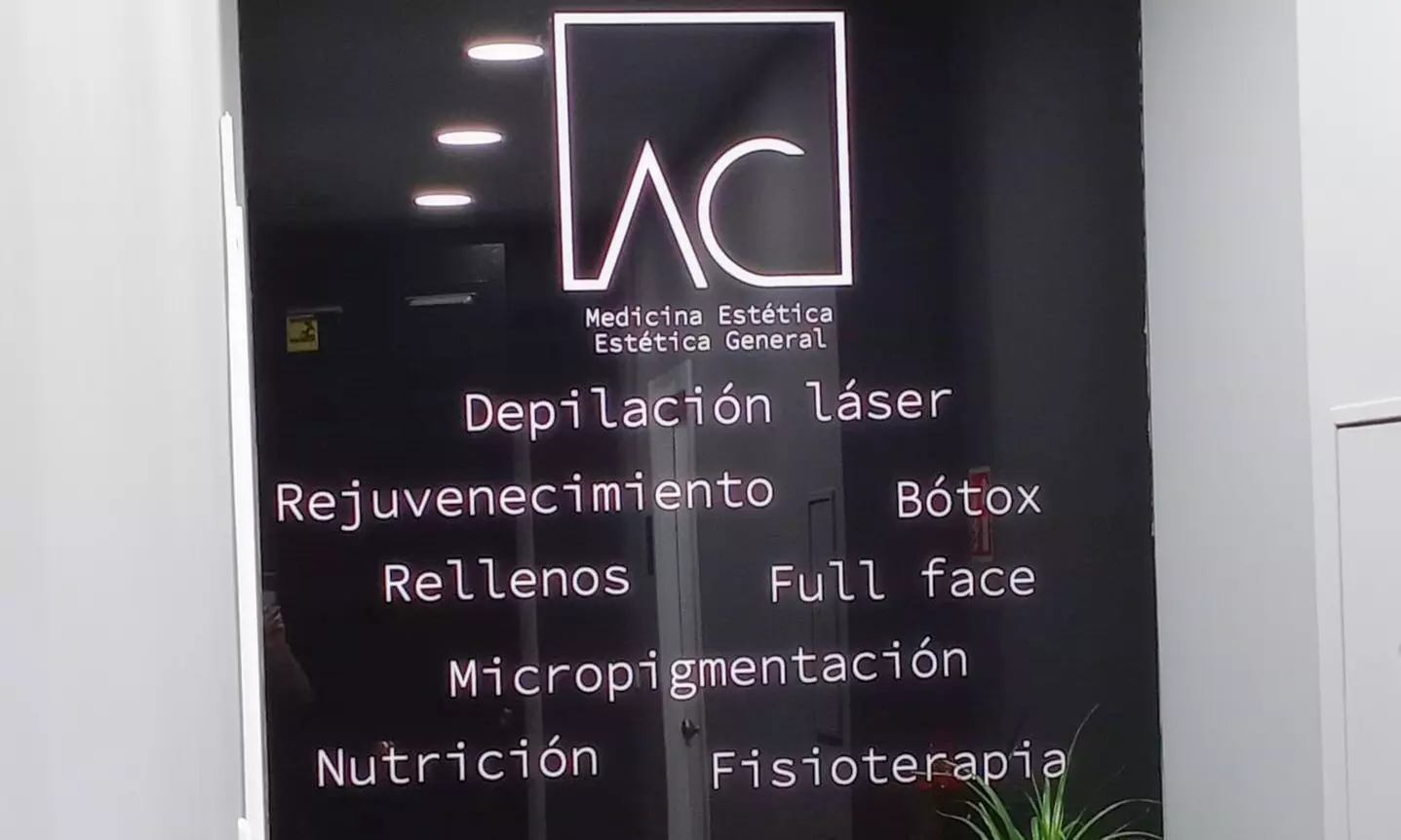 1, 2 o 4 sesiones de tratamiento corporal con HIFU y Ultratone