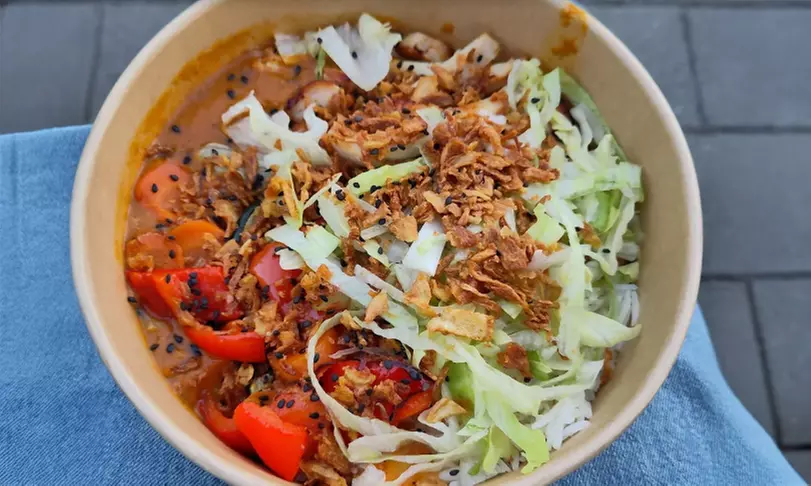 Curry Bowl mit Getränk für 1, 2 oder 4 Personen mitten in Berlin