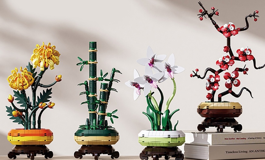 Image 1: LEGO Inspired Flowers Building Blocks Set