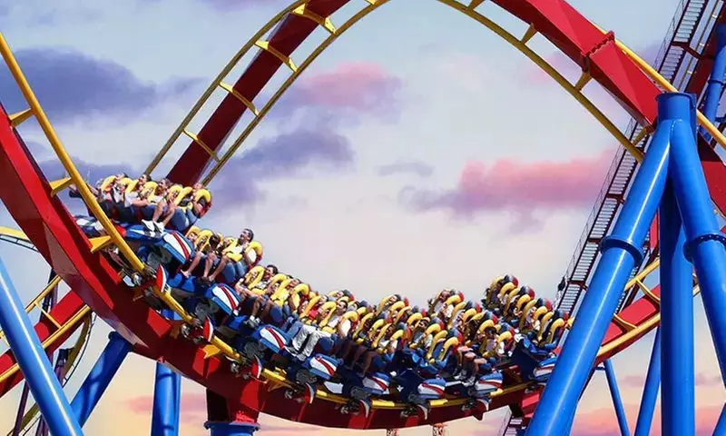 Cofre regalo por 2 entradas para 1 actividad y opción extra en Madrid