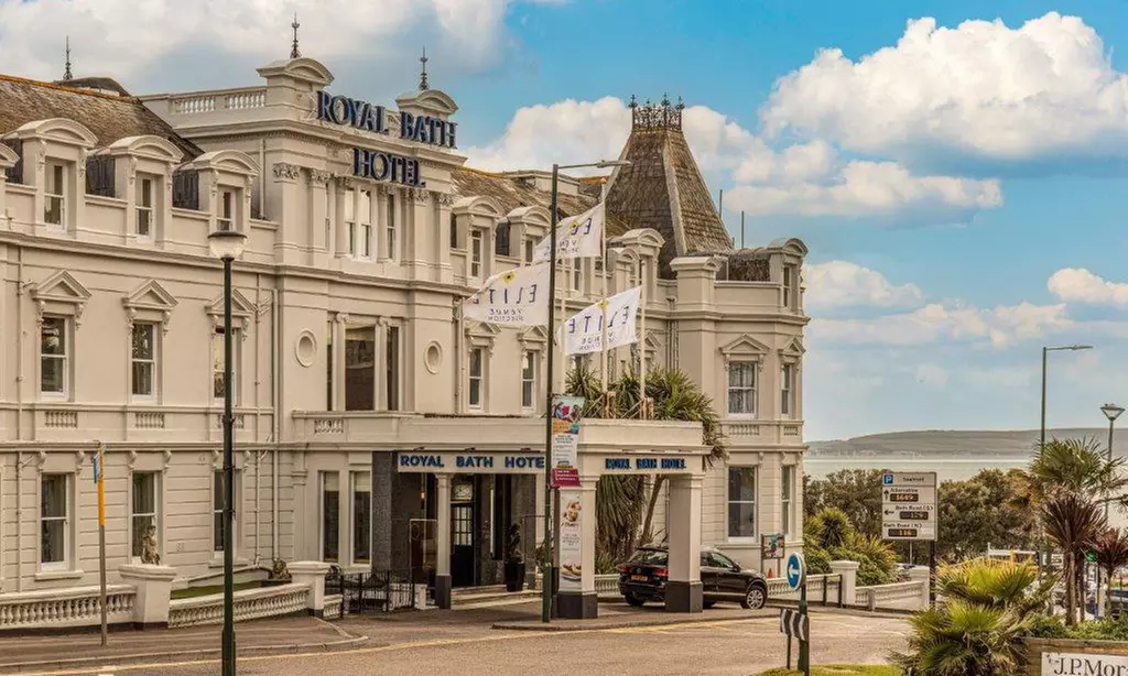 Bournemouth: Standard Double with Breakfast