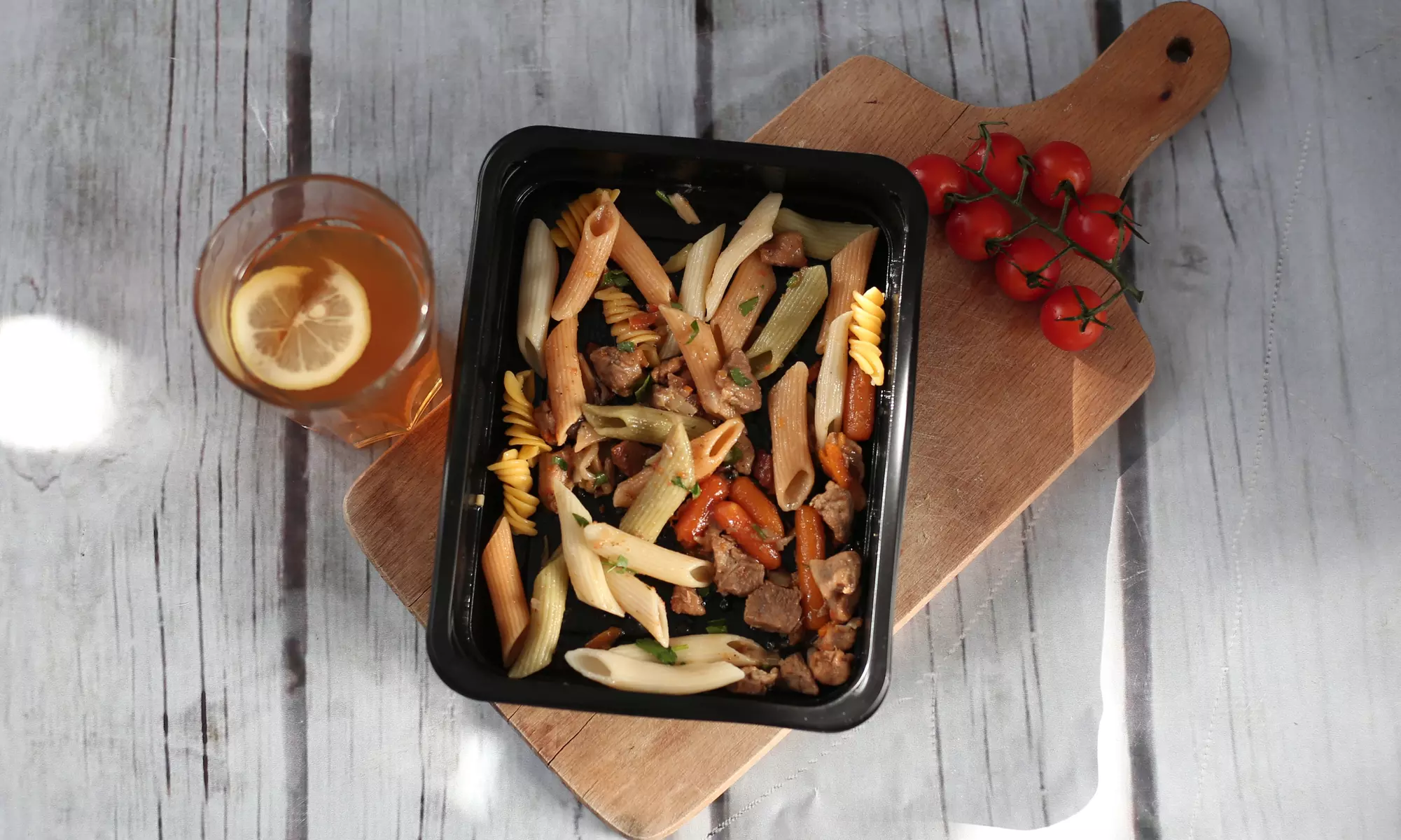 Dieta standard lub wegetariańska z dostawą z firmą Fit Day Catering Dietetyczny - Primary Image