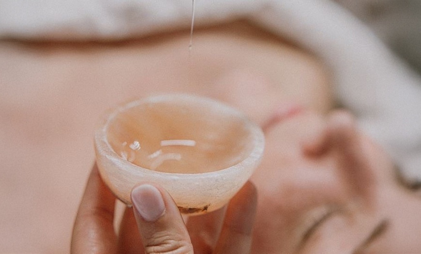 Image 2: Podaruj sobie lub bliskim voucher do 500 zł na zabiegi na twarz