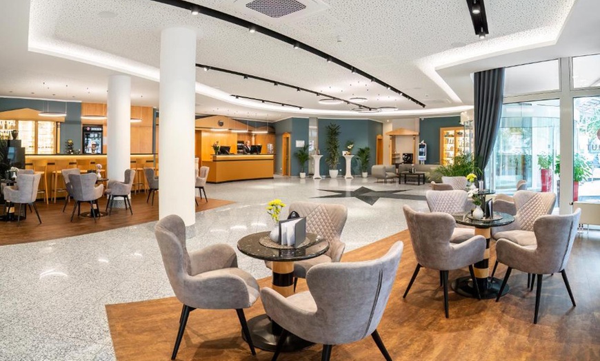 Image 15: Dresden: 1, 2, 3 oder 5 Nächte inkl. Frühstück & Sauna