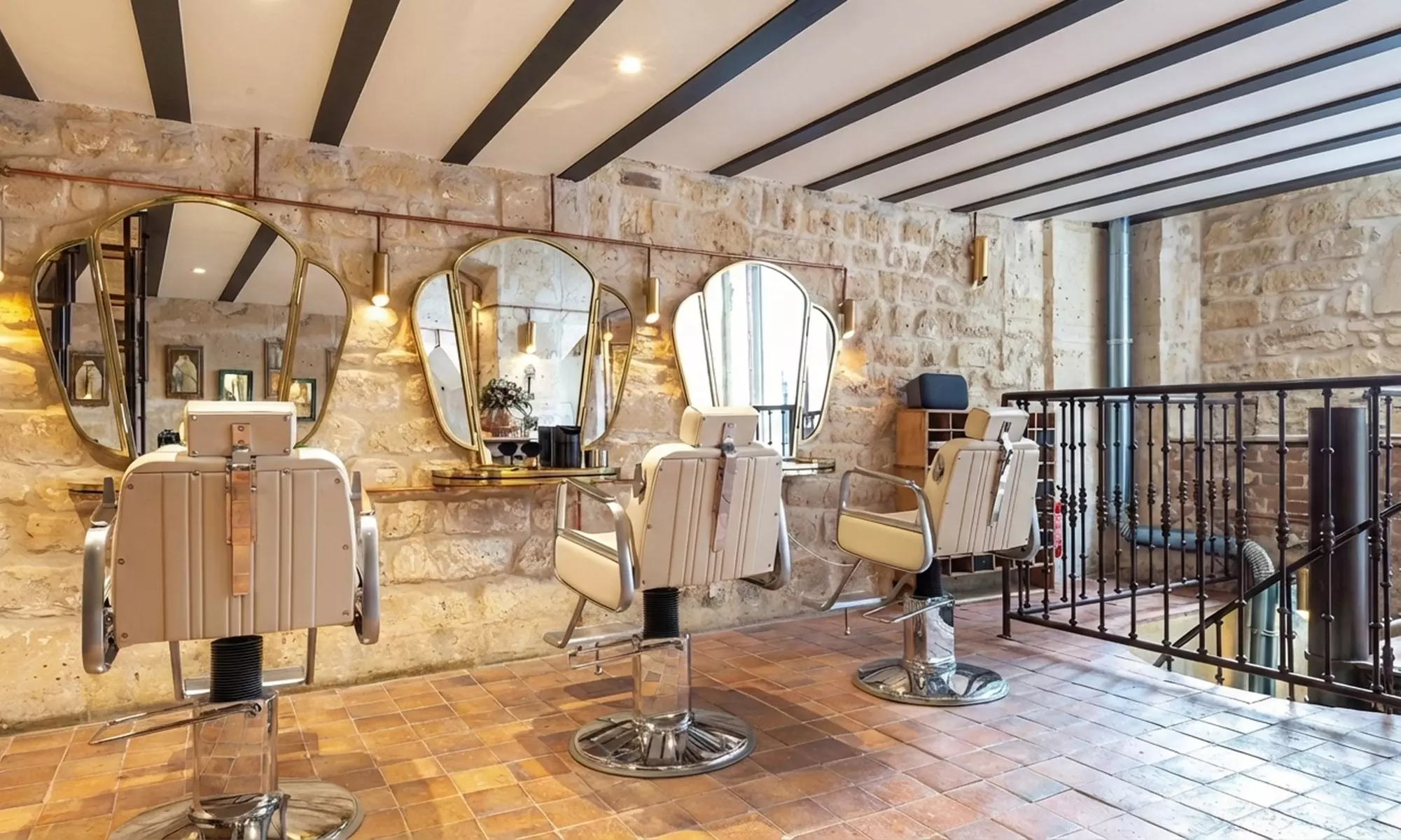 Beauté des mains et / ou pieds avec vernis semi-permanent à Cachan