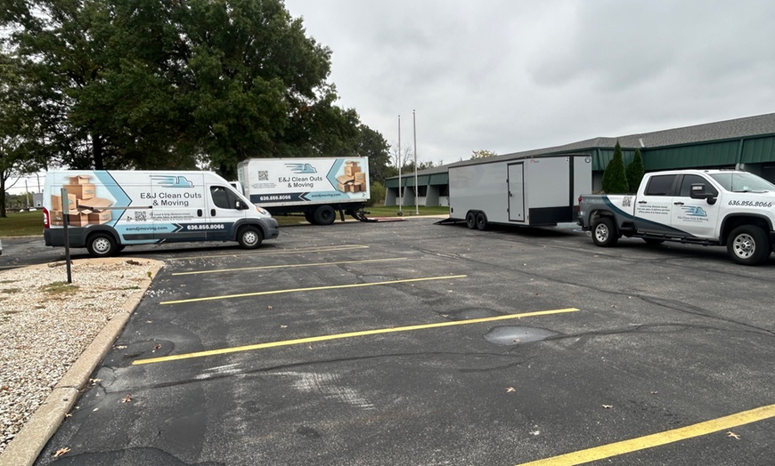 Image 9: Professional Moving Services: Stress-Free Relocation with Expert Help