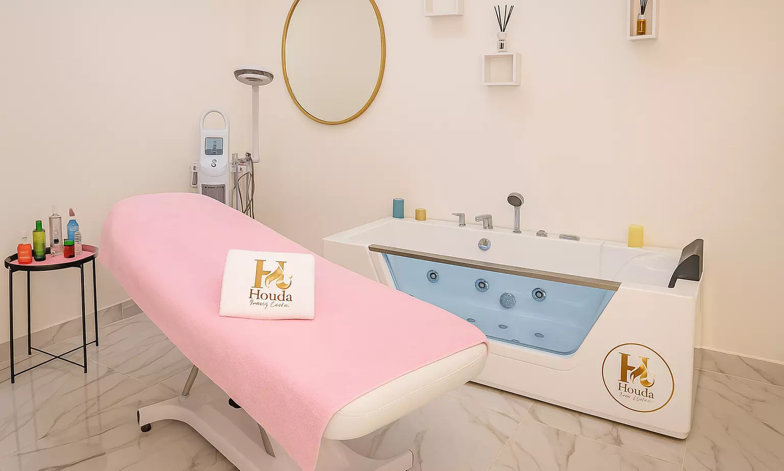 45 Min Classic Moroccan Bath w/ Body Scrub, Hair Wash, Blowdry & More