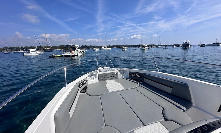 Image 4: Excursion Evasion côte d'Azur avec Family Boat Cannes