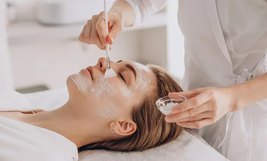 Image 3: Limpieza facial completa con opción a tratamientos extra para 1 