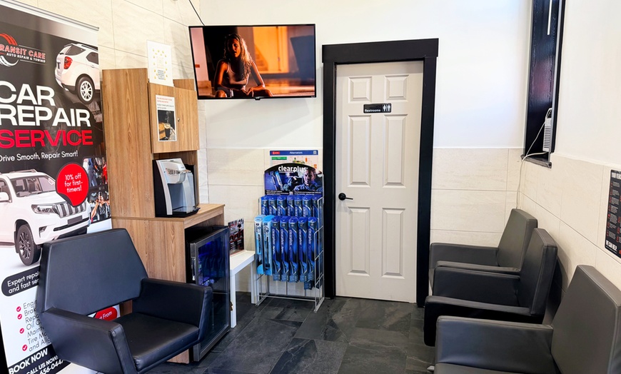 Image 3: Drive Smooth Everyday: Full Synthetic Oil Change with Standard Filter