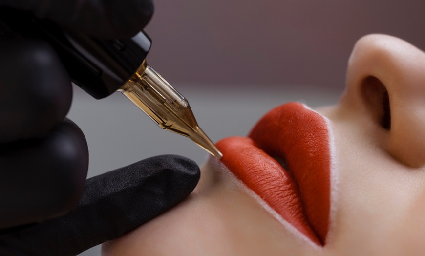 Image 5: Tijd besparen? Kies voor langdurige permanente make-up naar keuze