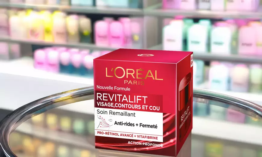 Image 1: 3 of 6 potjes Revitalift anti-aging dagcrème van L’Oréal Paris