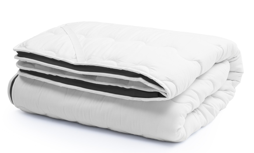 Image 3: KONO 6cm Deep Mattress Topper in Various Sizes