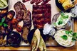 Erlebe ein einzigartiges hessisch-texanisches BBQ-Erlebnis mitten in Frankfurt für 2 Personen (30% sparen) - Second Medium