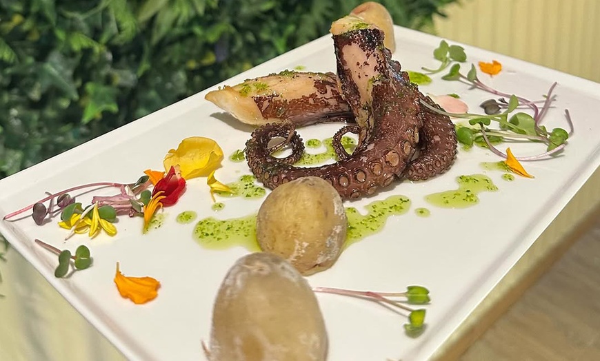 Image 11: Menú mediterráneo o de parrillada para 2 o 4 con postre y bebidas