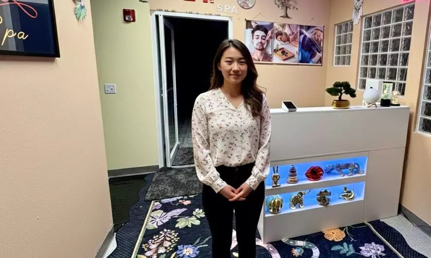 Relax with 60, or 90 Minutes: Choice of Massage