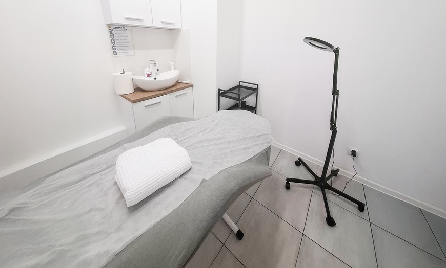 Image 2: Masaż gorącą świecą, relaksacyjny, klasyczny lub Kobido