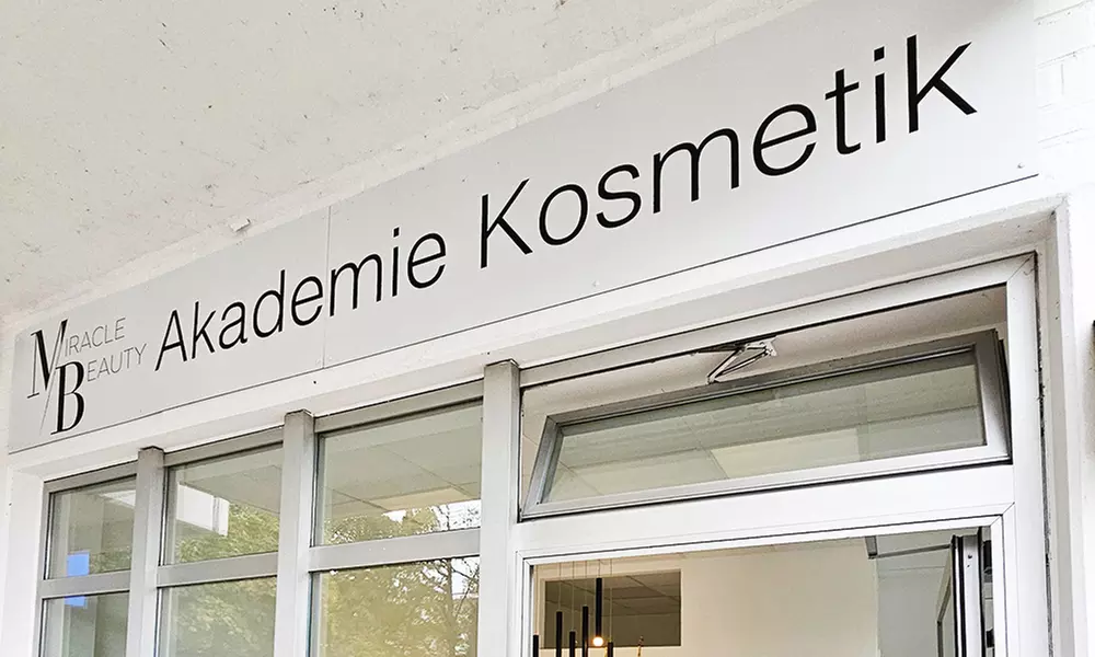 Microblading für beide Augenbrauen für 1 Person