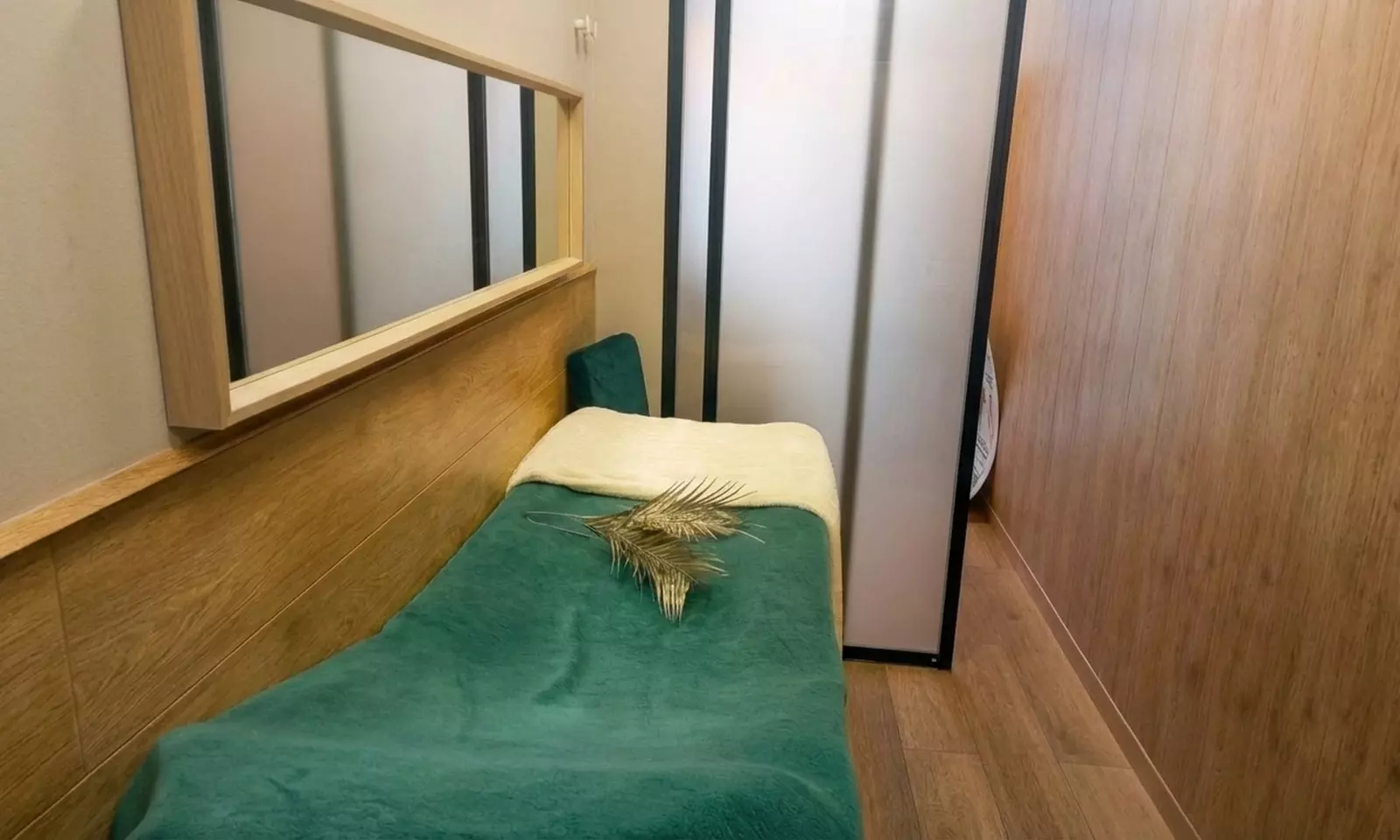 Lifting de pestañas con opcíon a tinte, diseño y depilacion de cejas