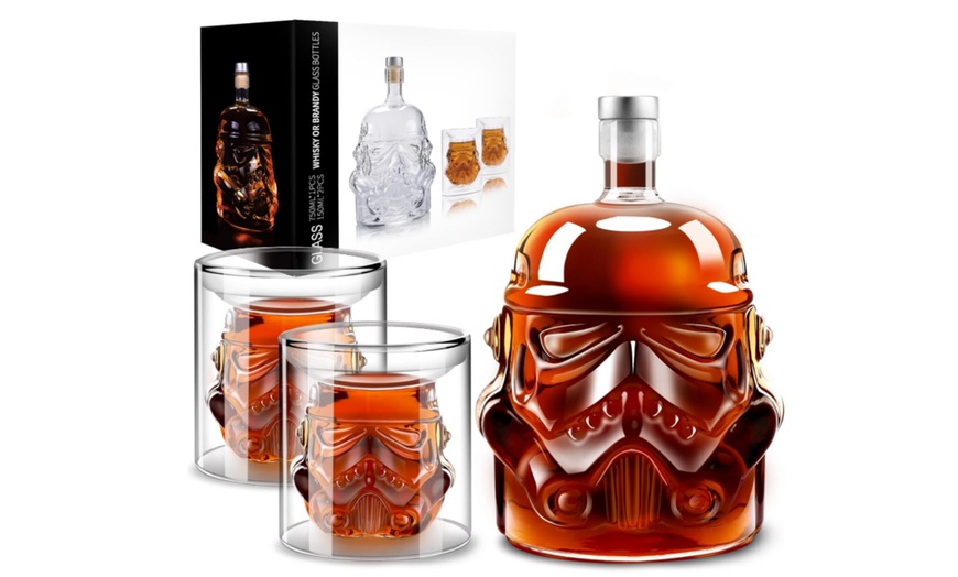 Image 7: Star Wars-Inspired Glass Whisky Decanter Set - 750ml 