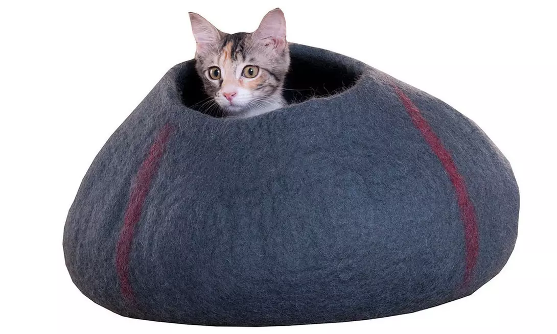 Purrfect Feline Handmade in Nepal Wool Cocoon Cat Bed  - Second Medium