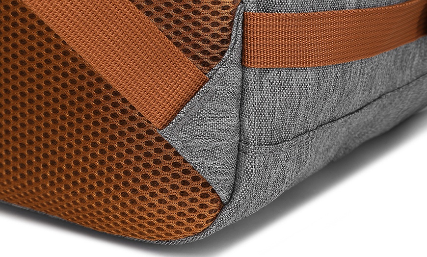 Image 22: Rugzak voor je handbagage tijdens het reizen