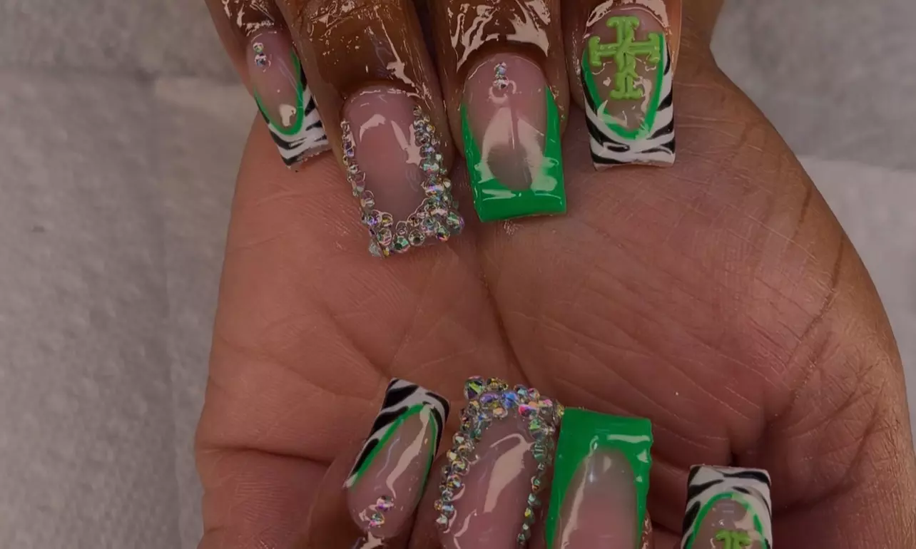 Discover Mani-Pedi and Poly Gel Full Set Services for Polished Style 