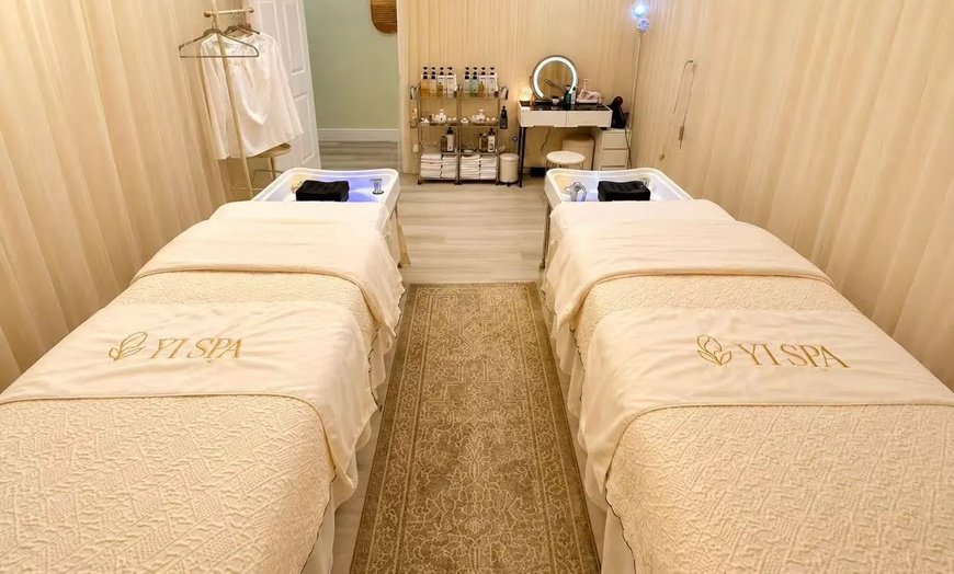 Image 8: Rejuvenating Head Spa & Aromatherapy Experiences at Yi Spa