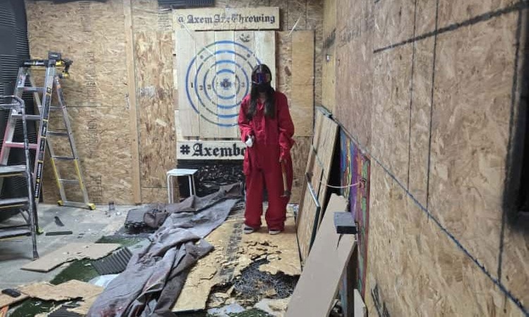 Rage Room Experience for One or Two People for 20 or 40 Minutes