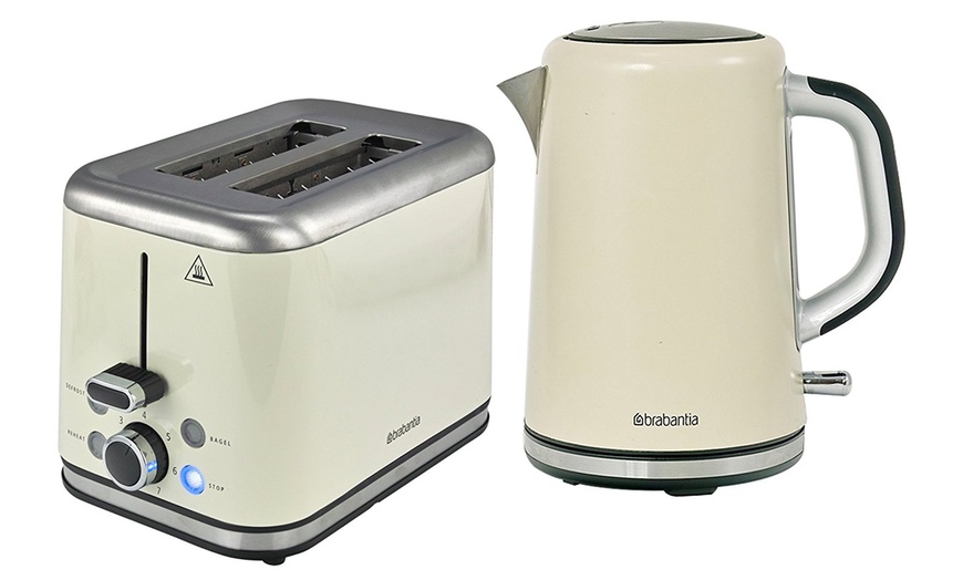 Image 2: Brabantia Kettle and Toaster Set