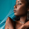 Image 3: The Essential Portrait Experience with 1 Look or 2 Looks and 5 Images