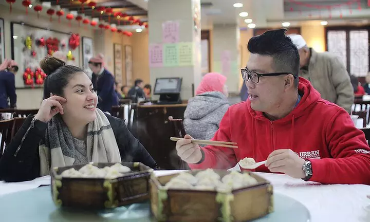 Explore Day or Night Flavors of Flushing Food Tour for Up to 4 People 