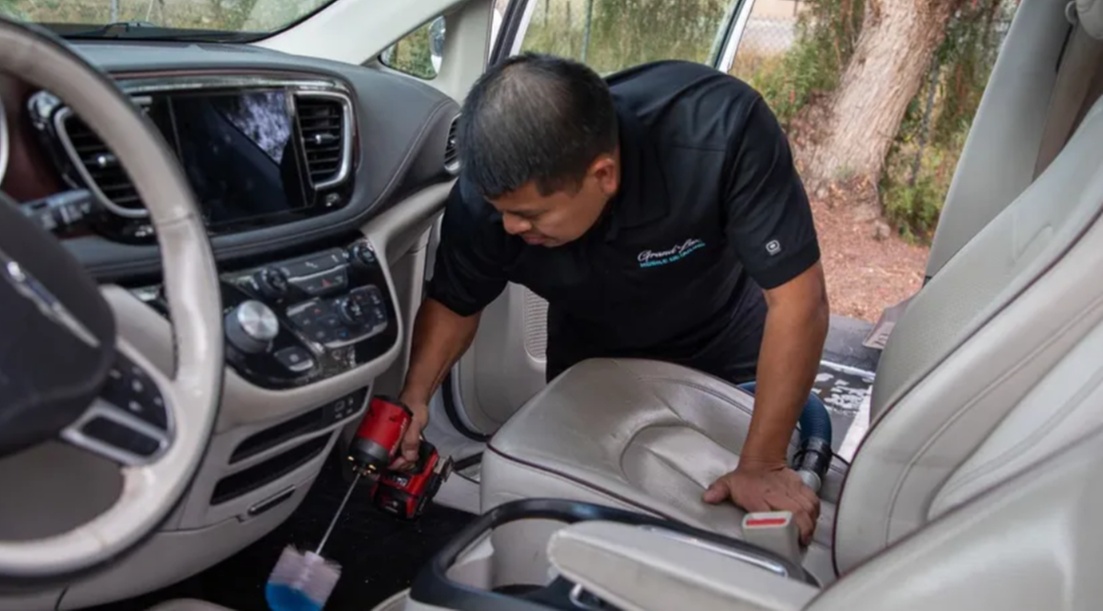 Full Hand Wash & Wax for Sedans or SUVs with Mobile Detailing