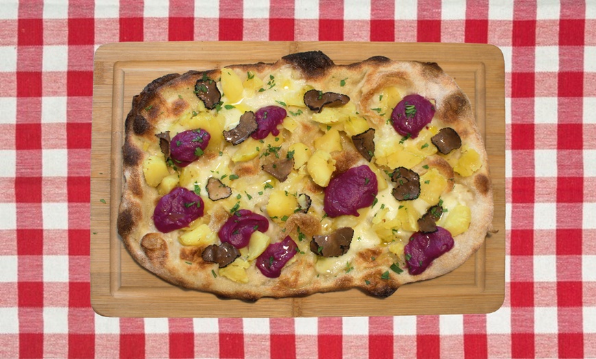 Image 3: Italienischer Genussmoment: Pinsa im Herzen von Friedrichshain