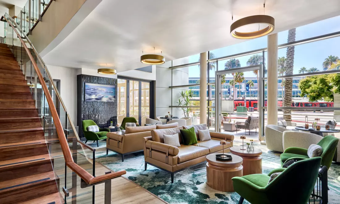 Member's Only: 4-Star Omni Hotel in San Diego's Gaslamp Quarter