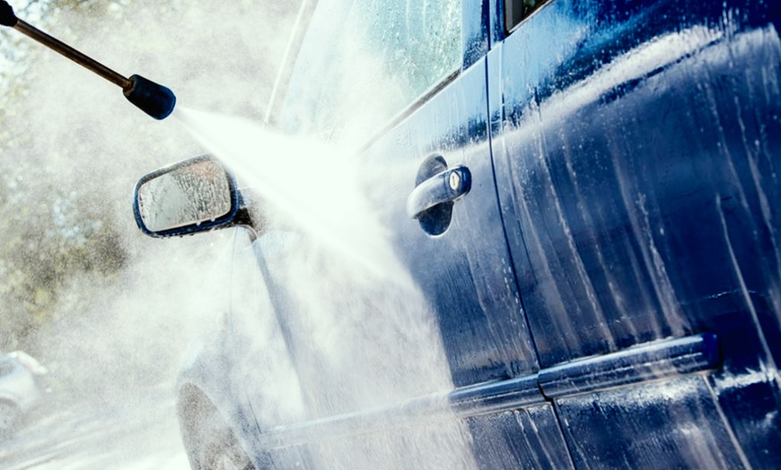 Image 1: Lavage auto intérieur et/ou extérieur ou pose de vitres teintées