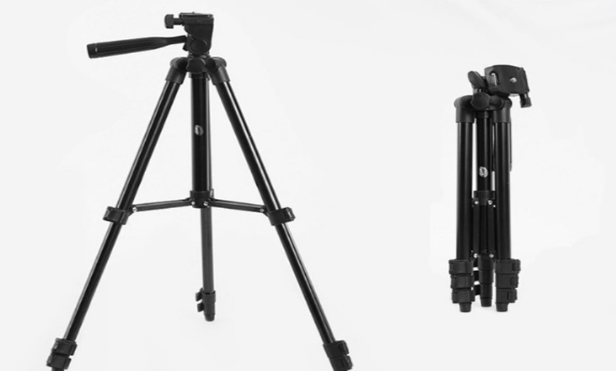 Image 13: Camera Tripod Stand