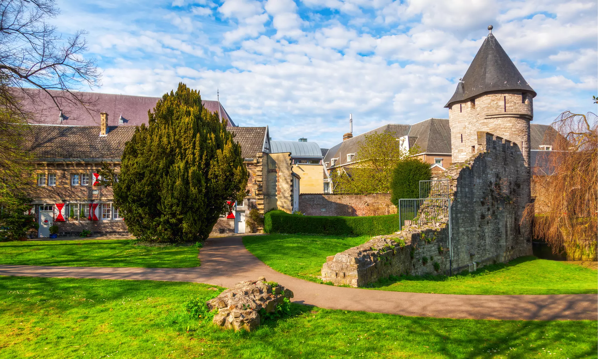 Medieval Faire Ticket for Adult or Child (Ages 2–12): May 31–Jun 8